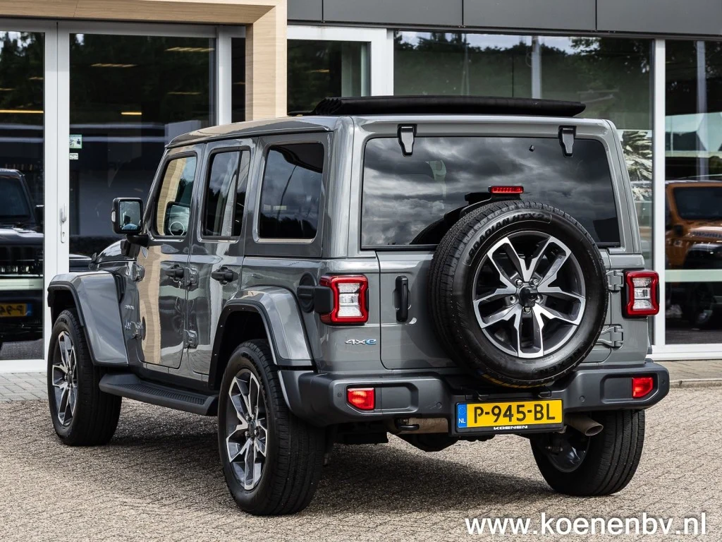 Jeep-Wrangler