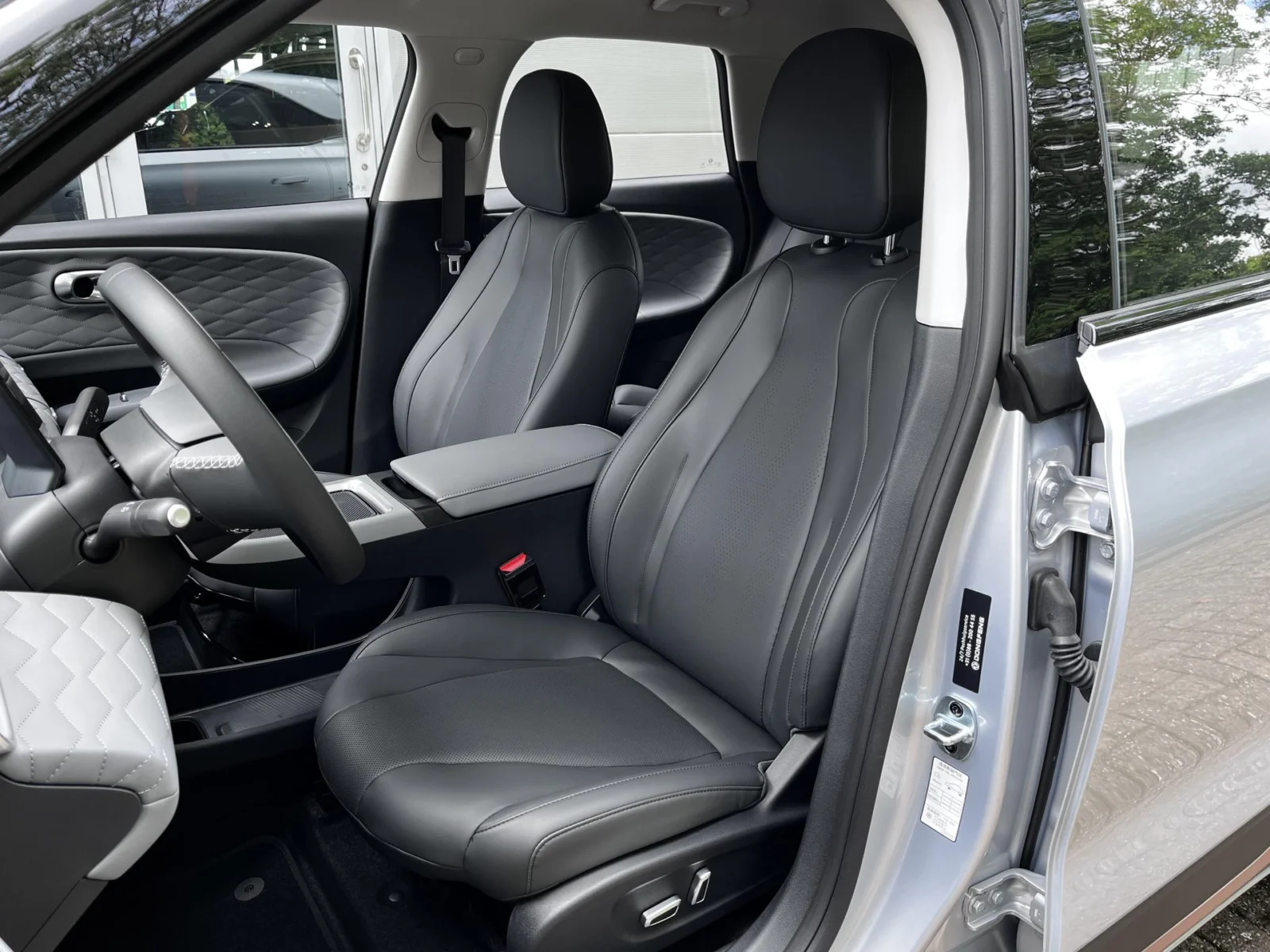 Dongfeng Box Premium Edition