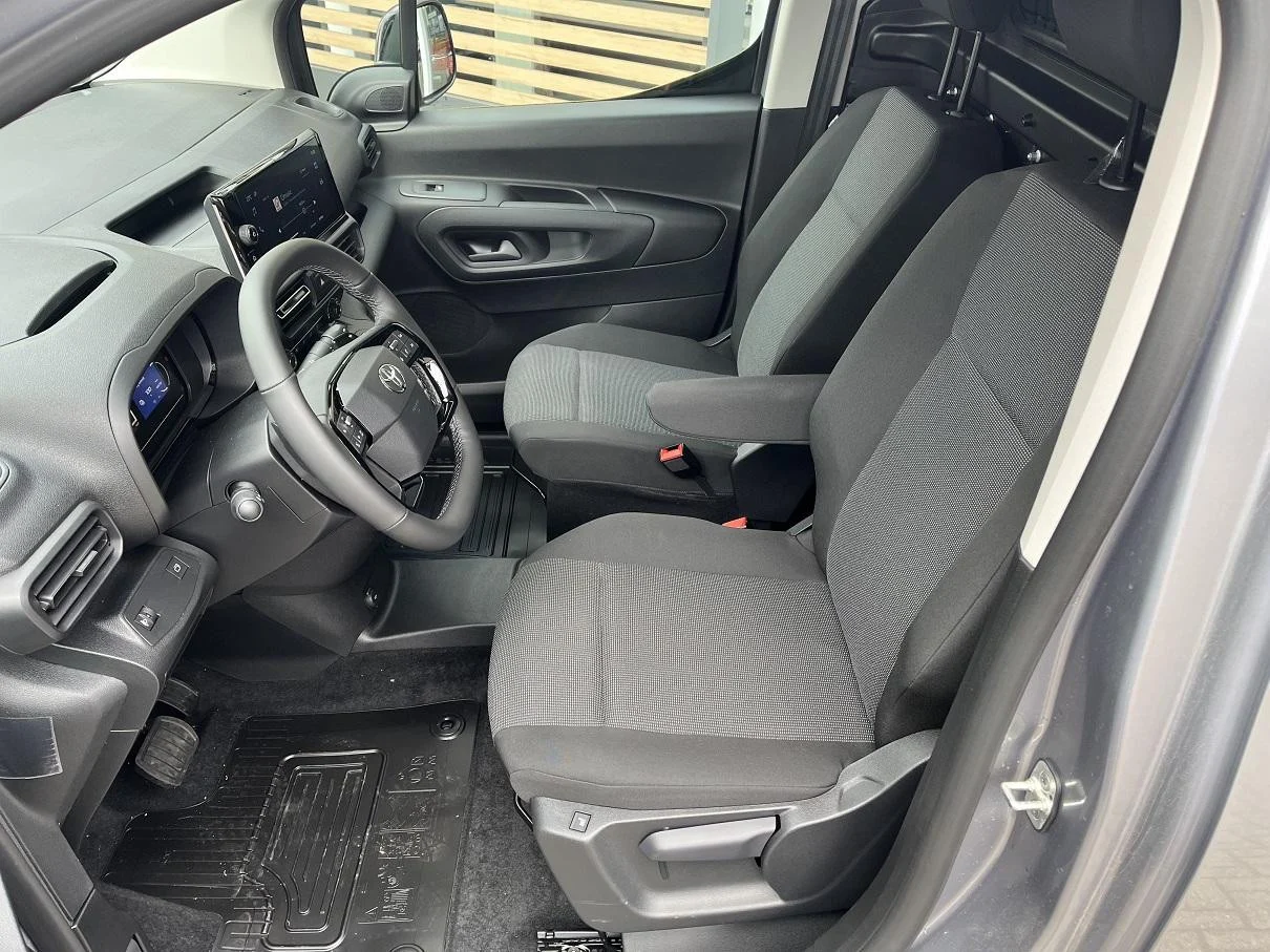 Toyota ProAce City Challenger