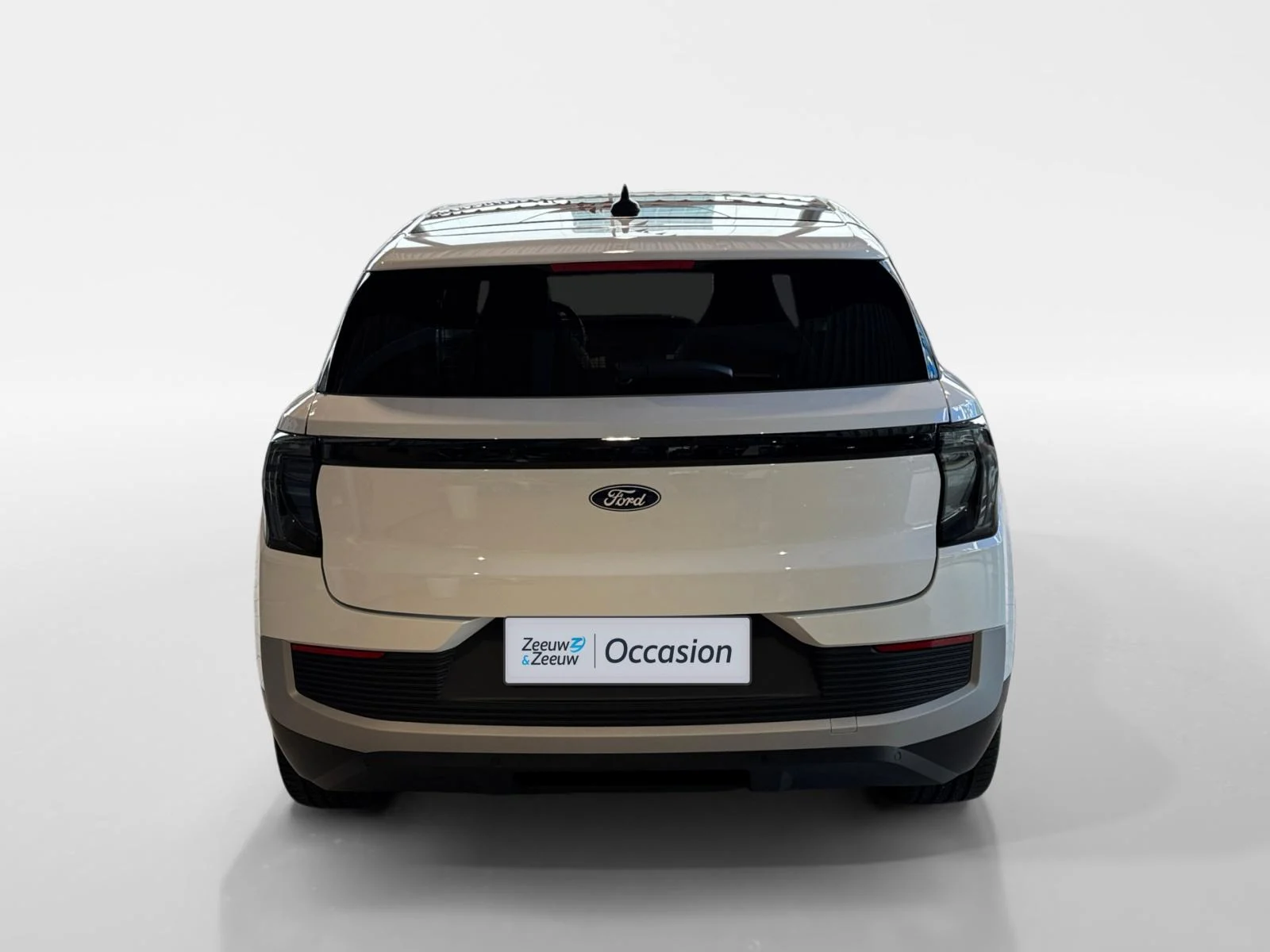 Ford Explorer Cargo Premium Extended Range