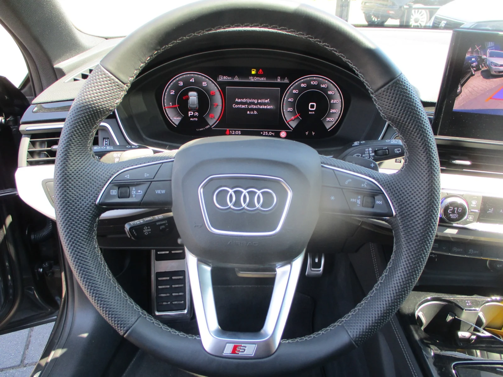Audi-A4