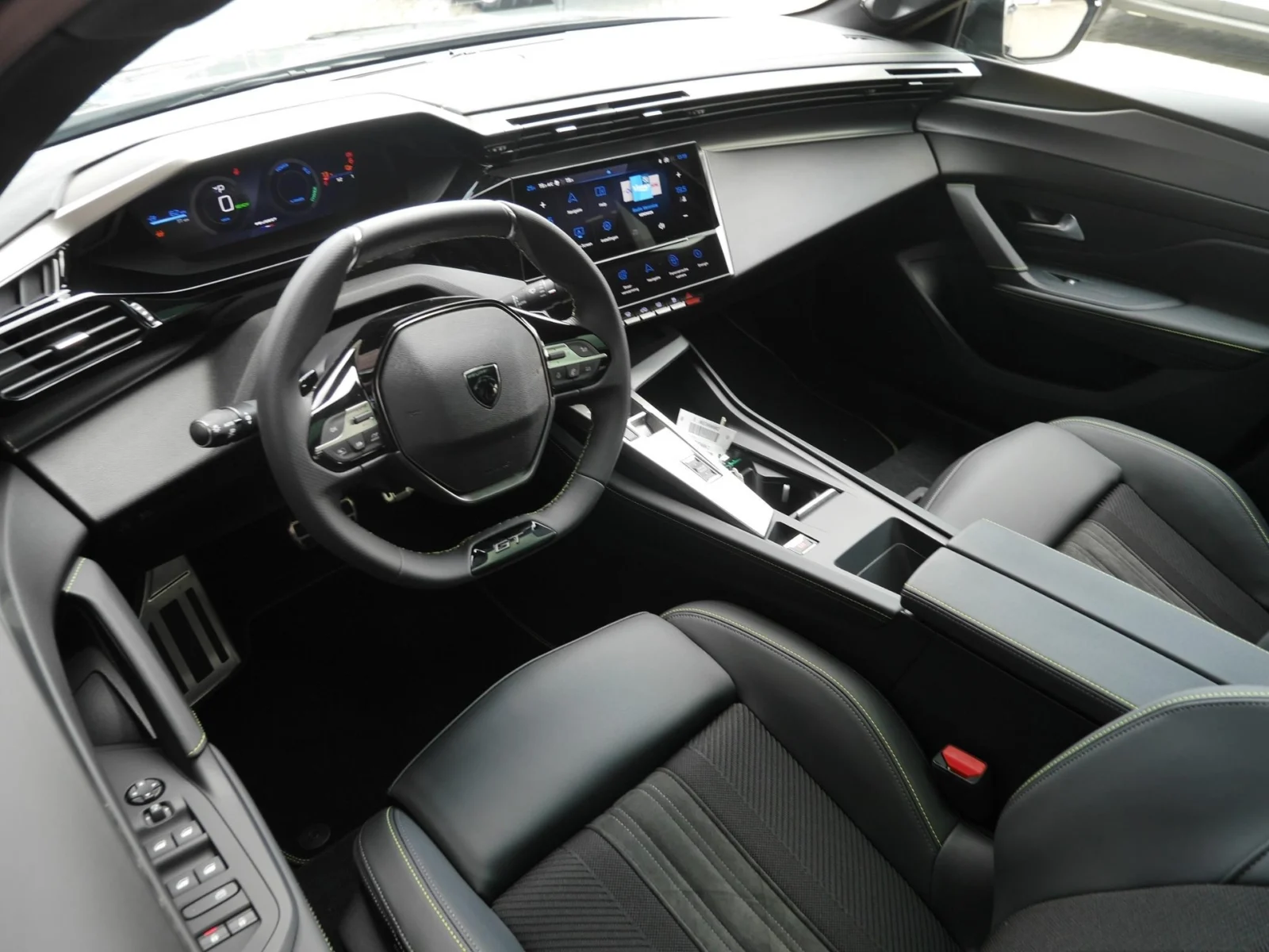Peugeot e-408 GT