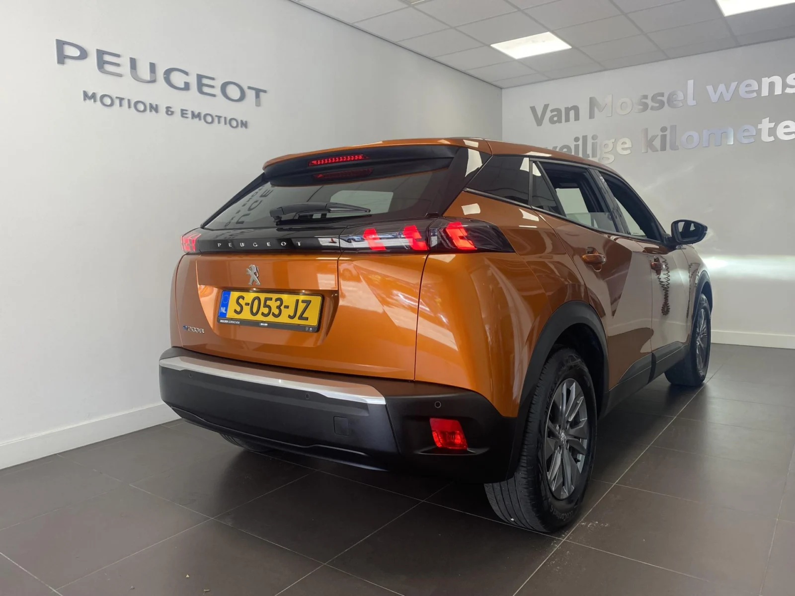 Peugeot e-2008 Active Pack