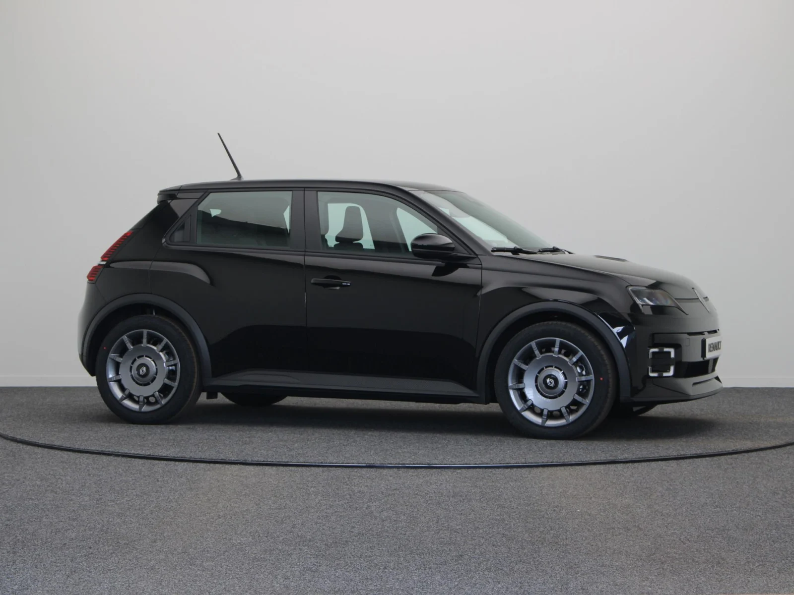 Renault 5 urban range evolution