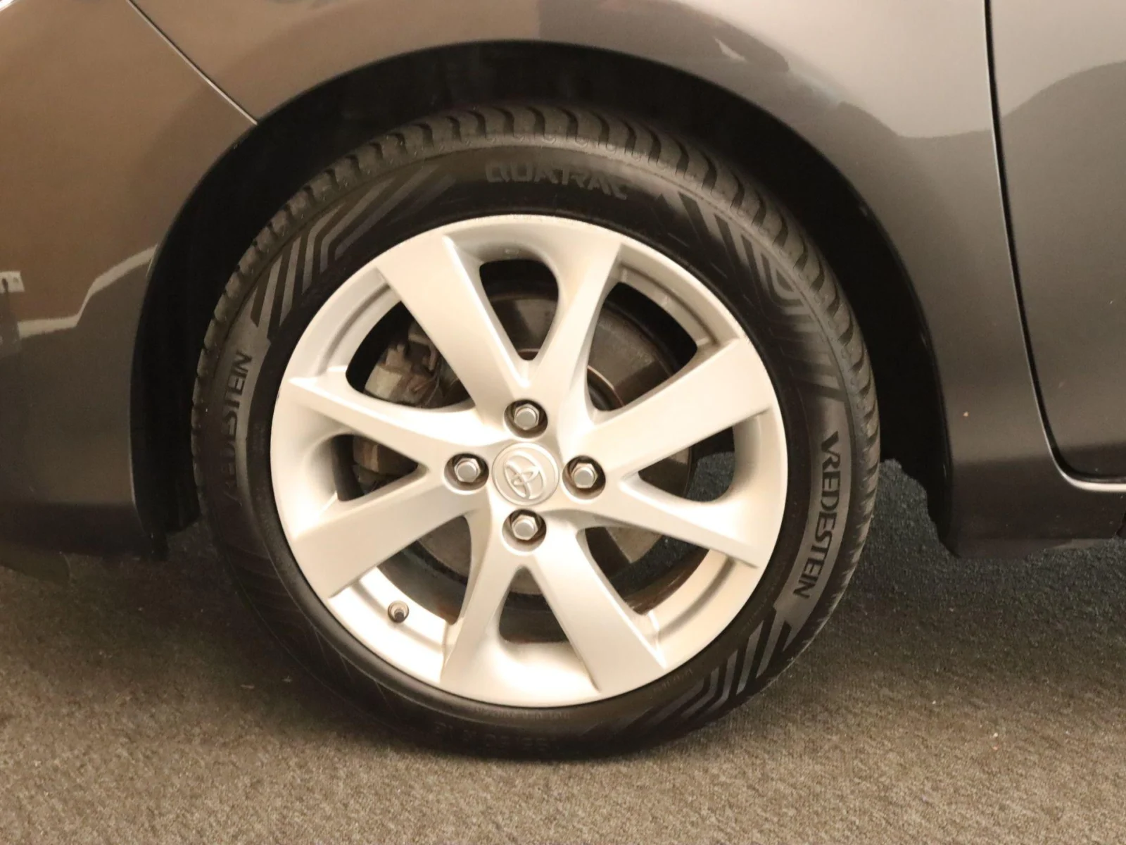 Toyota-Yaris