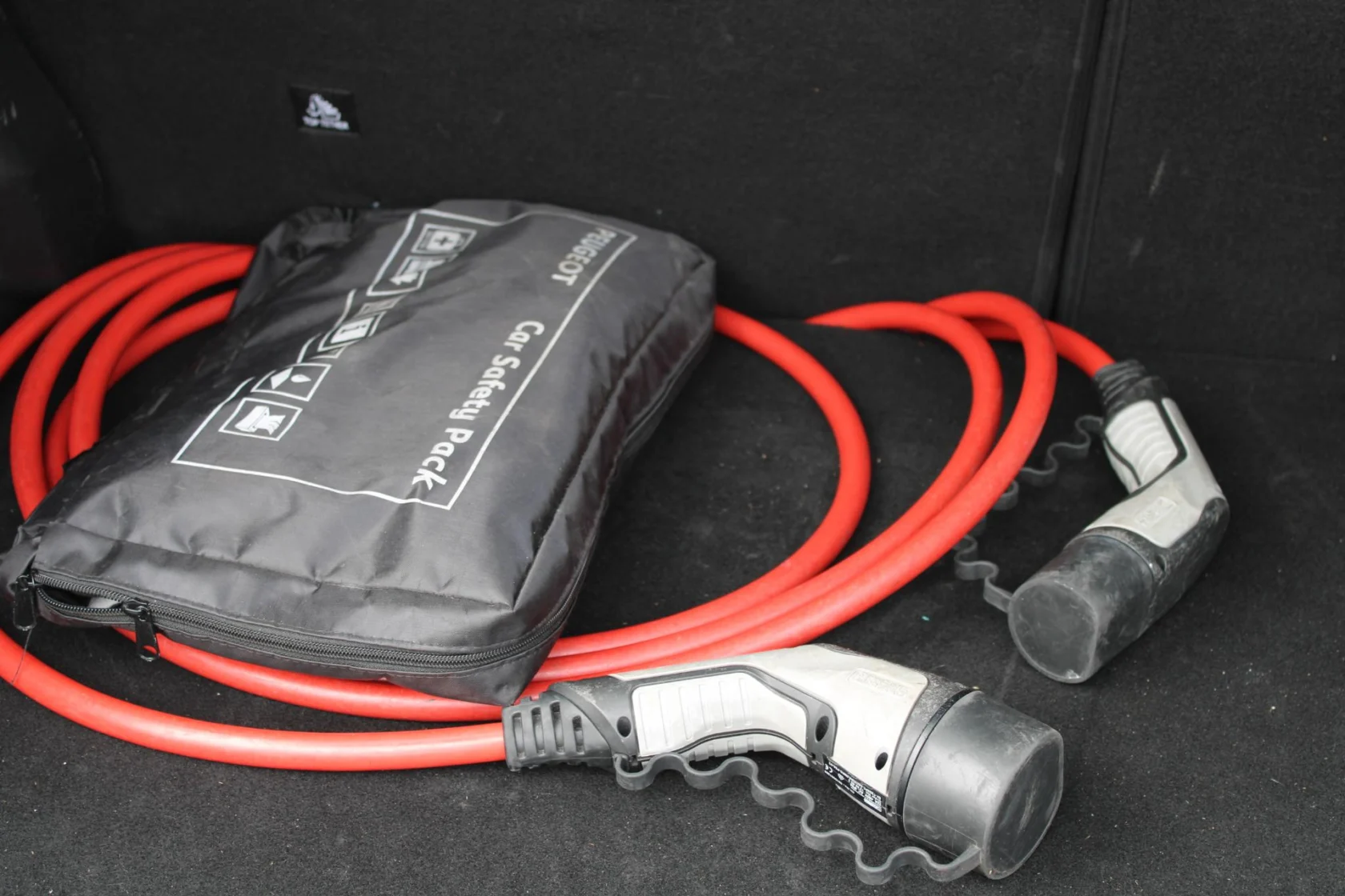 Peugeot e-2008 Allure