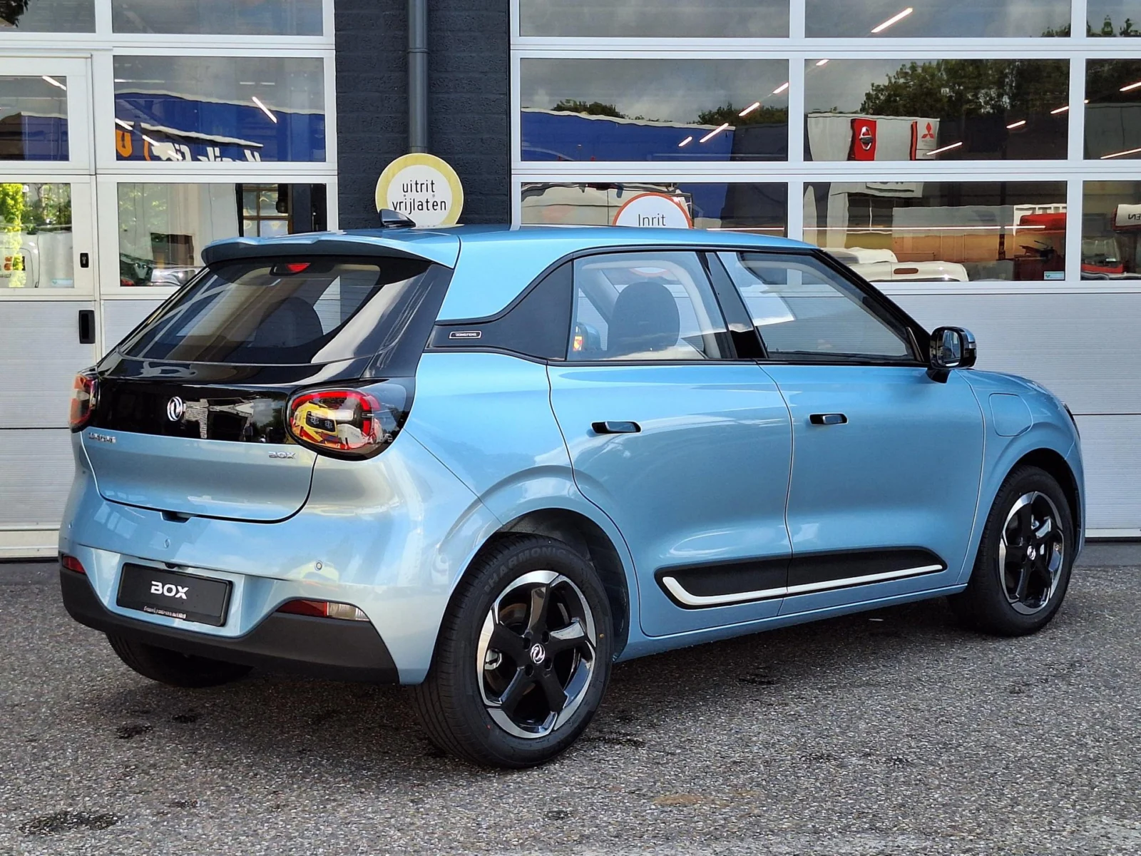 Dongfeng Box Premium Edition