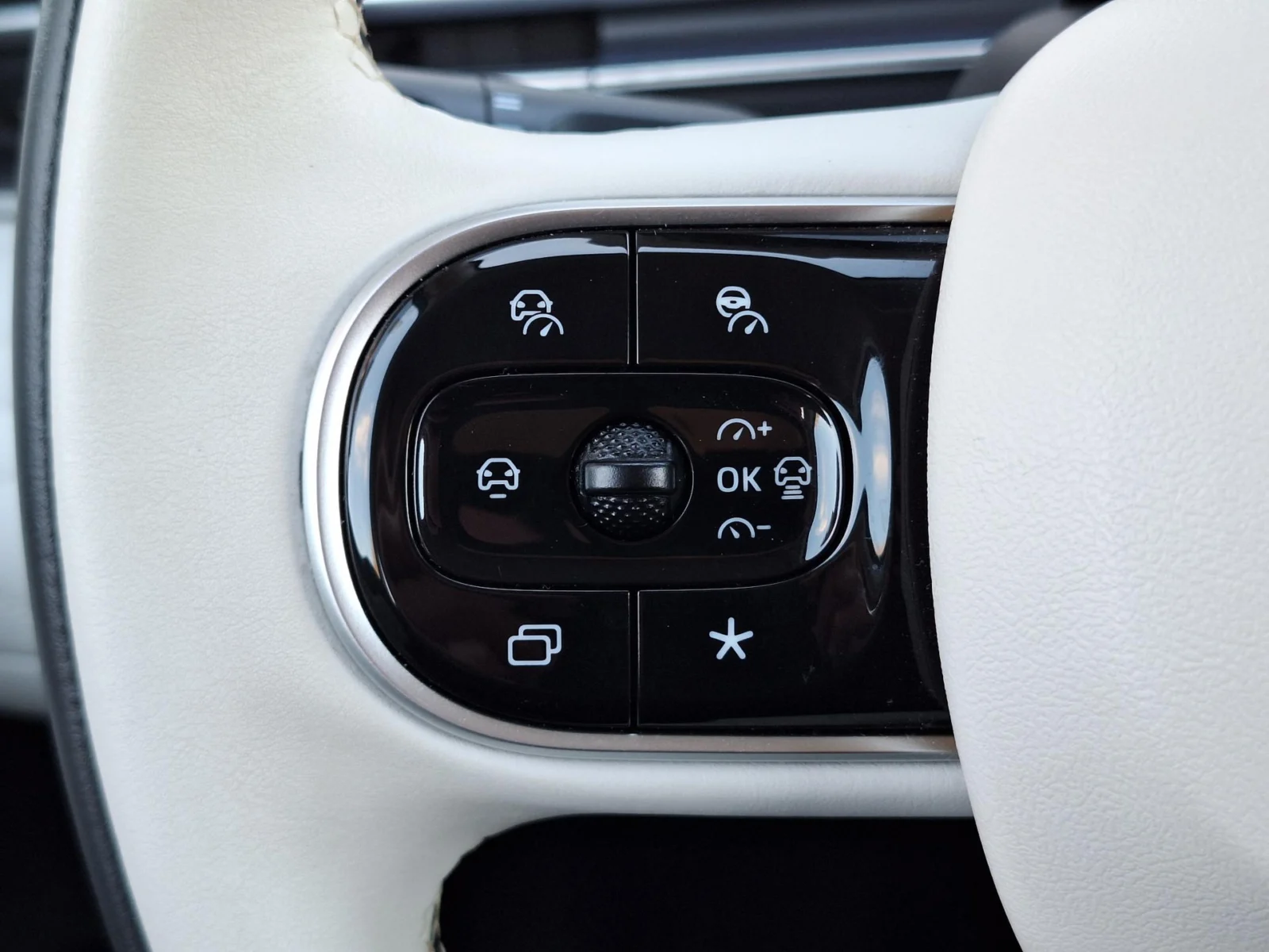 Dongfeng Box Premium Edition