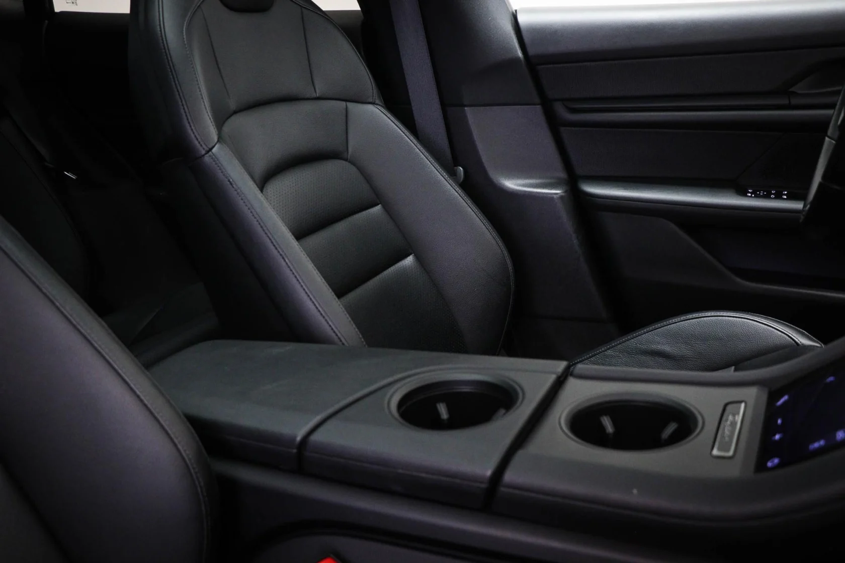 Porsche Taycan Performance