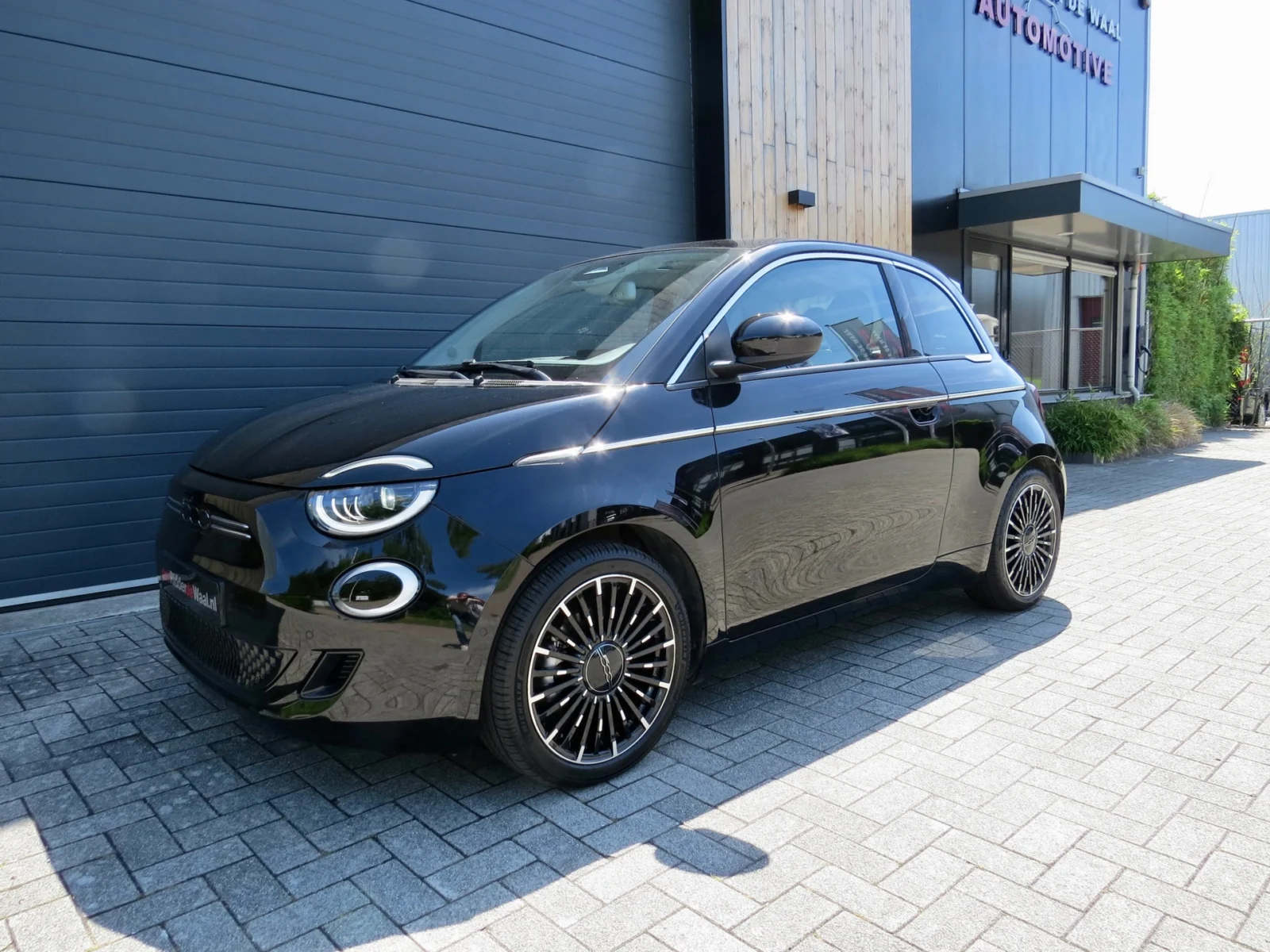Fiat 500e 3+1 La Prima By Bocelli *Pano