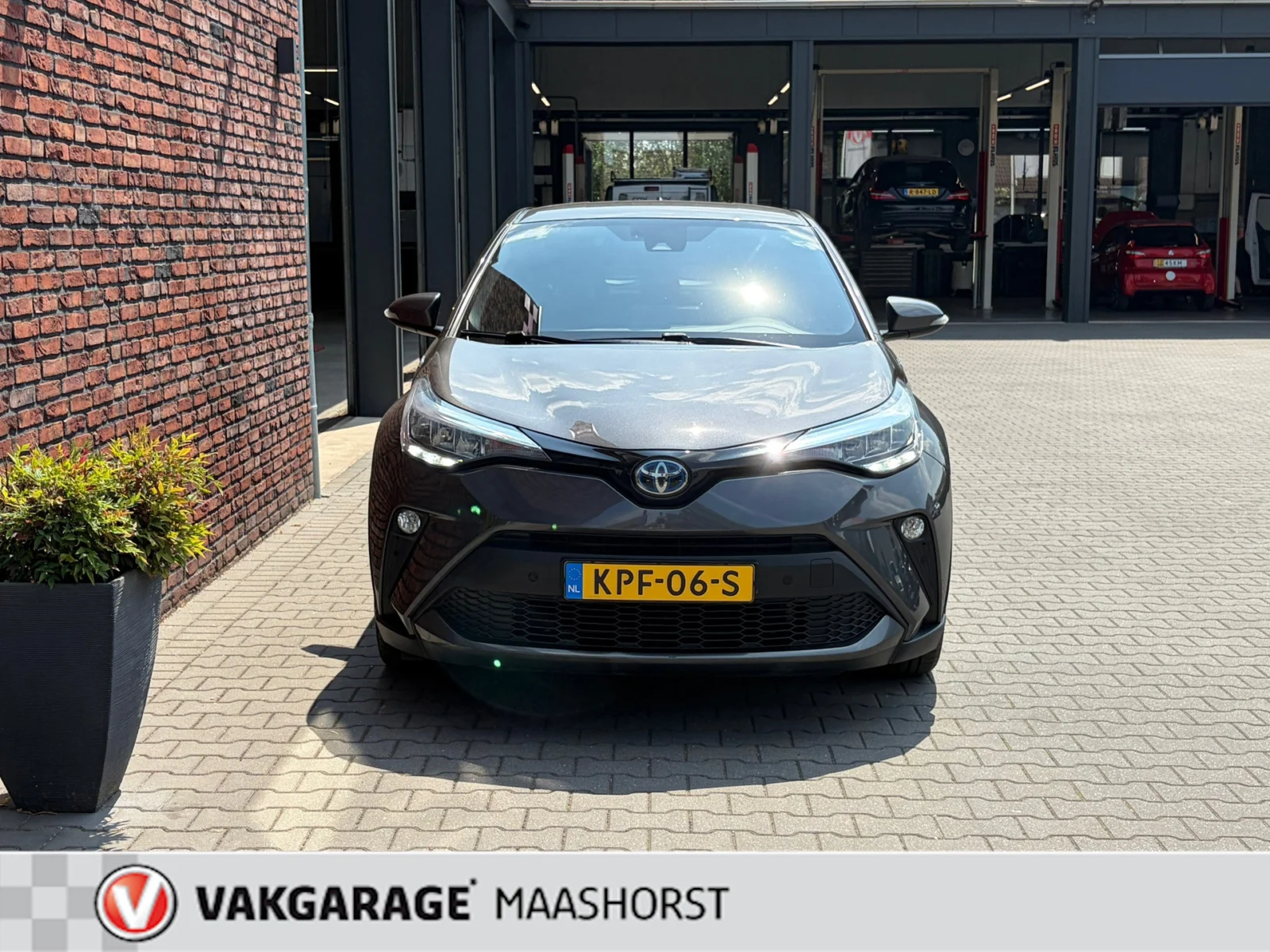 Toyota-C-HR
