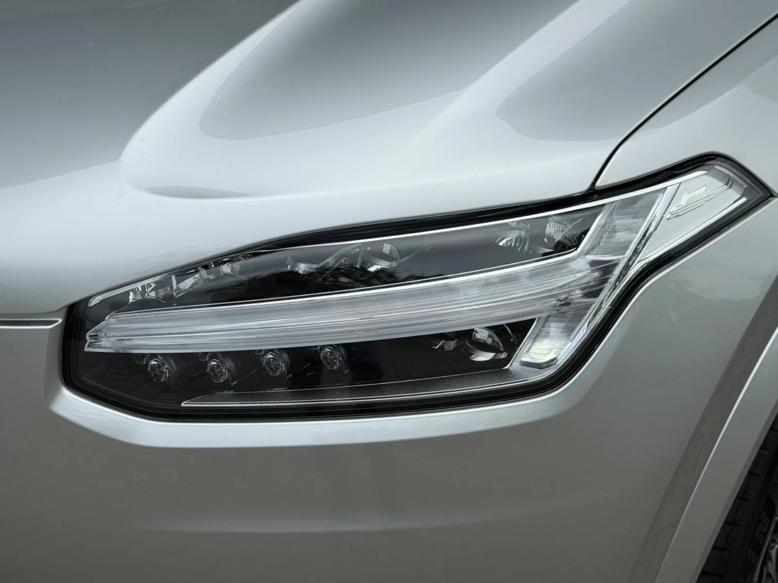 Volvo-XC90