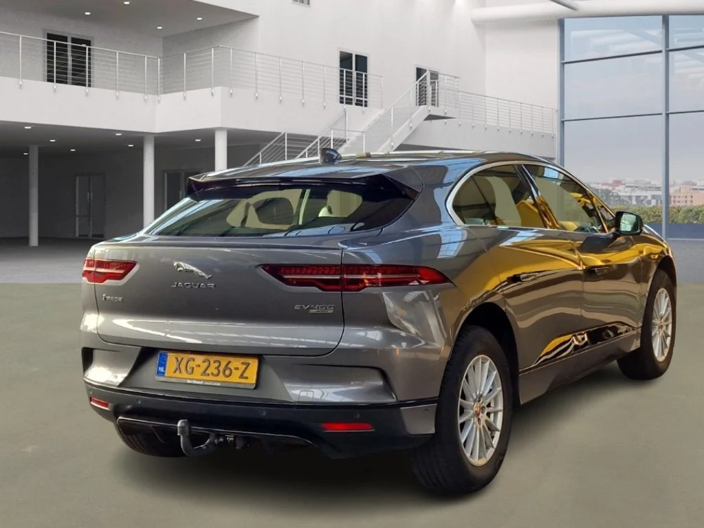 Jaguar-I-Pace