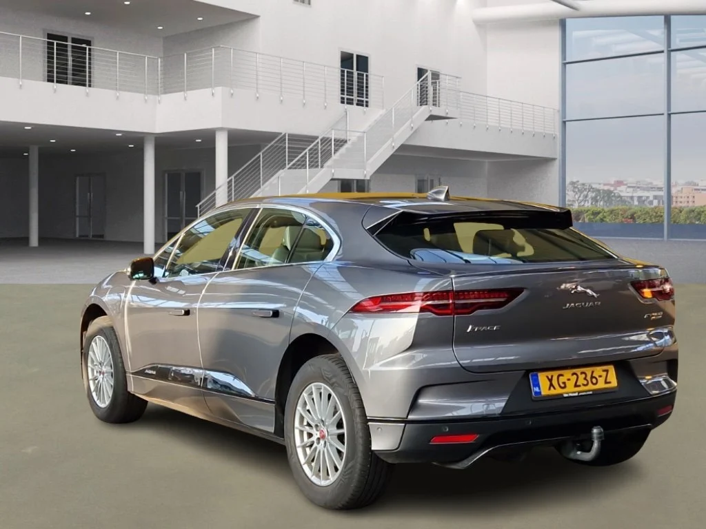 Jaguar-I-Pace