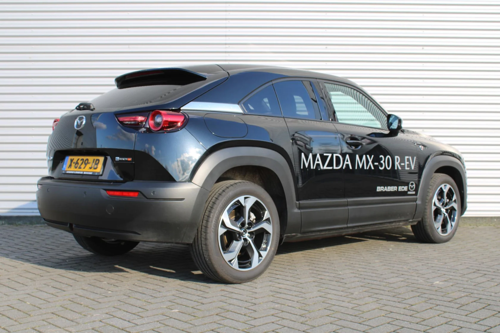 Mazda-MX-30