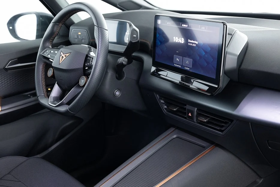 Cupra Born Business Limited