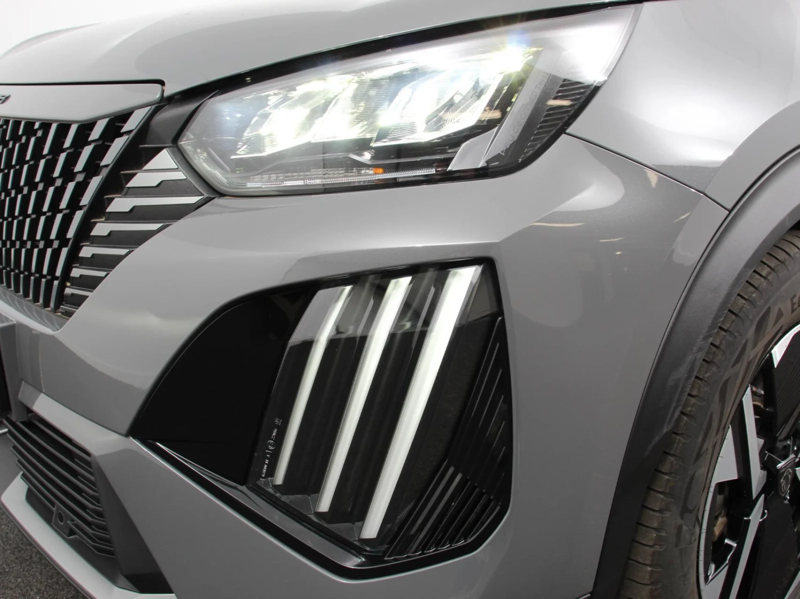 Peugeot e-2008 Allure