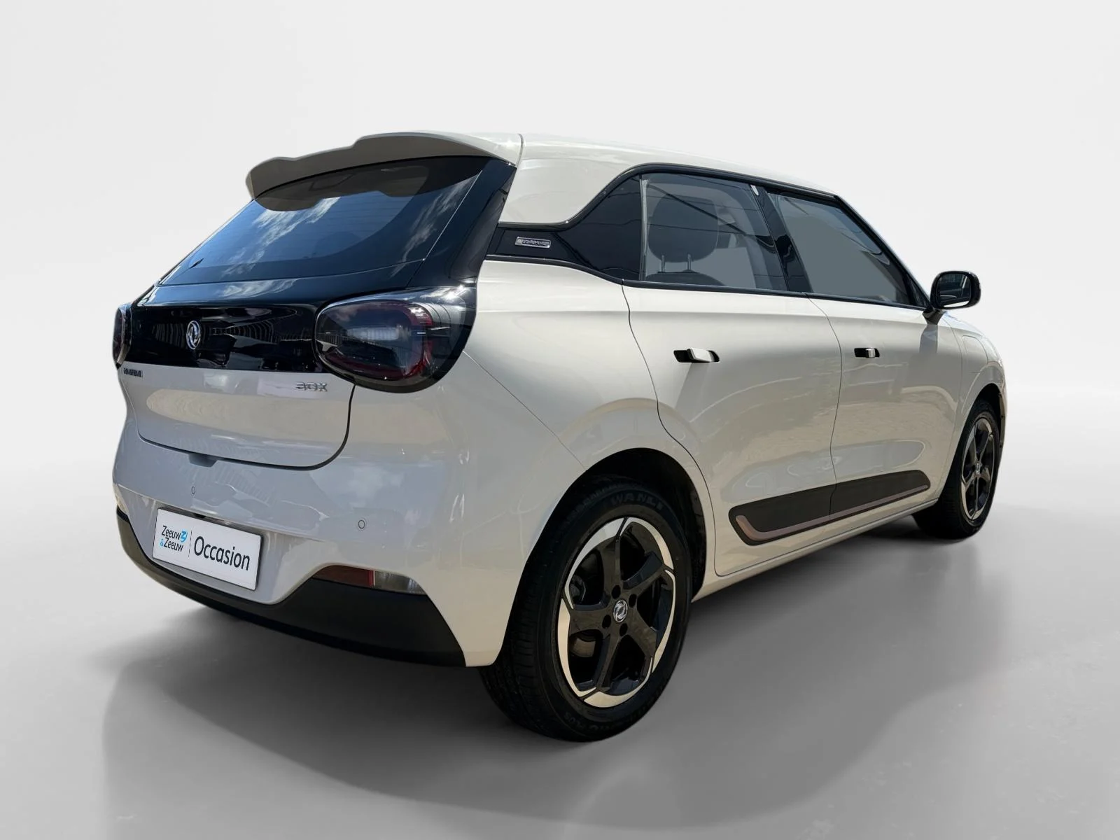 Dongfeng Box Premium Edition