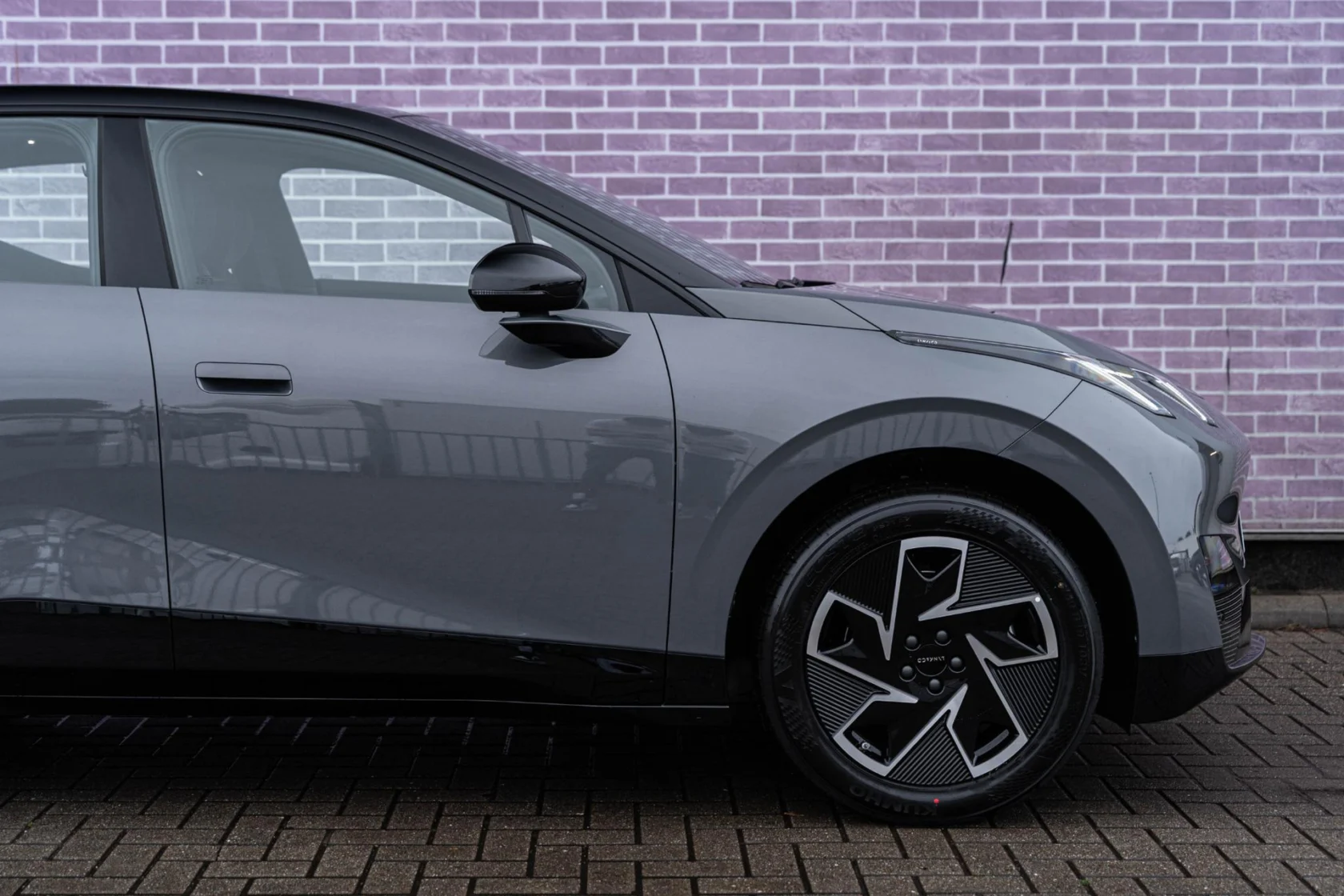 Lynk & Co 02 Core