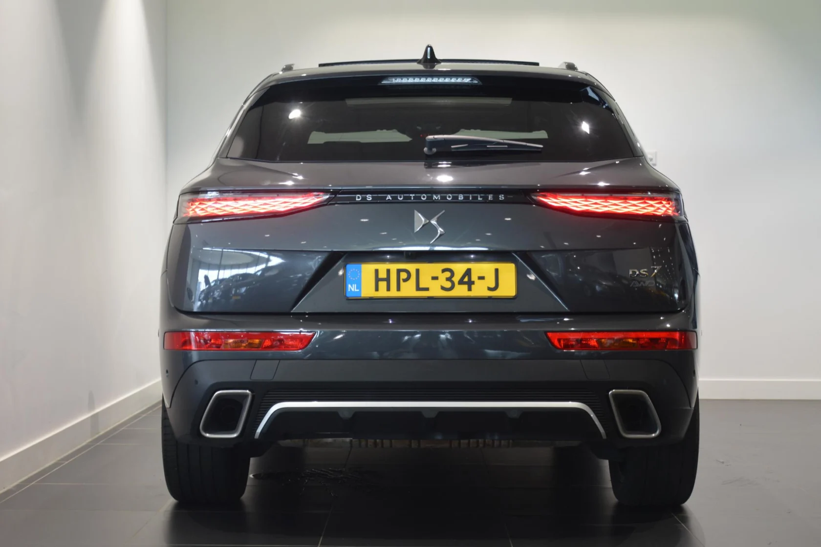 DS-DS 7