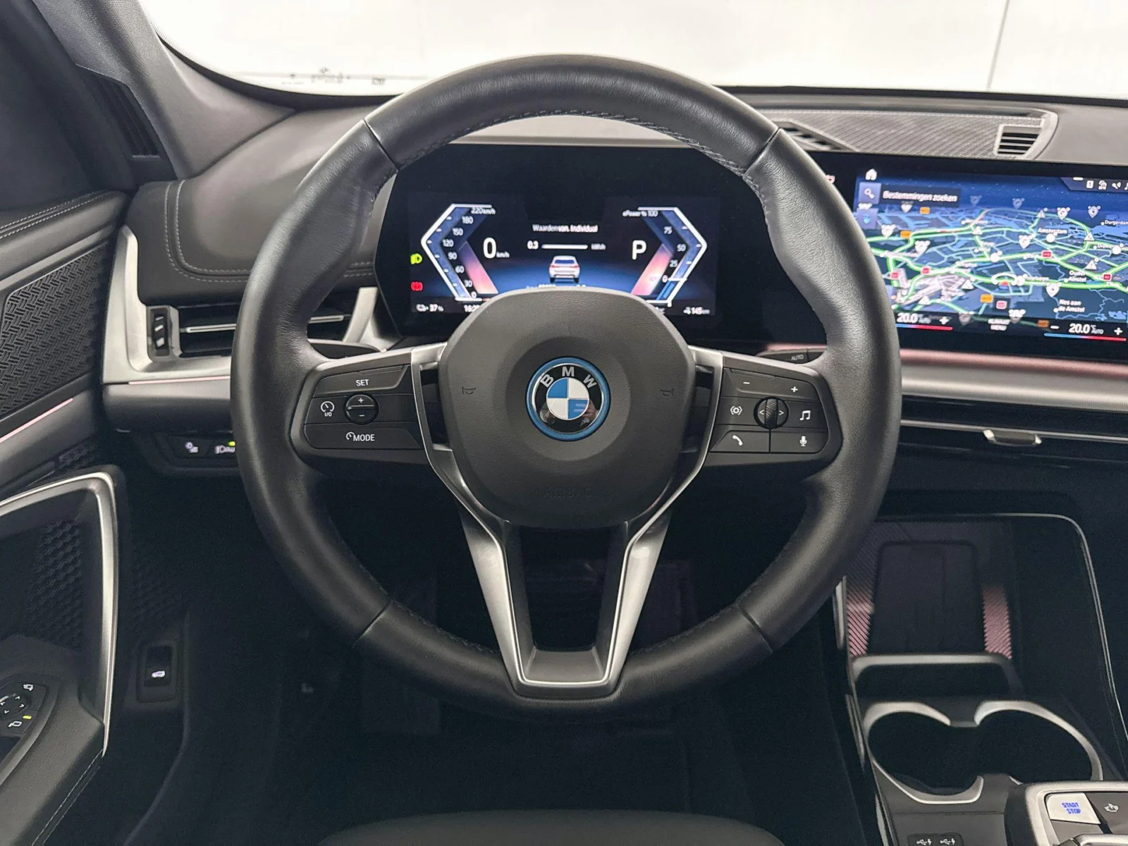 BMW-iX1