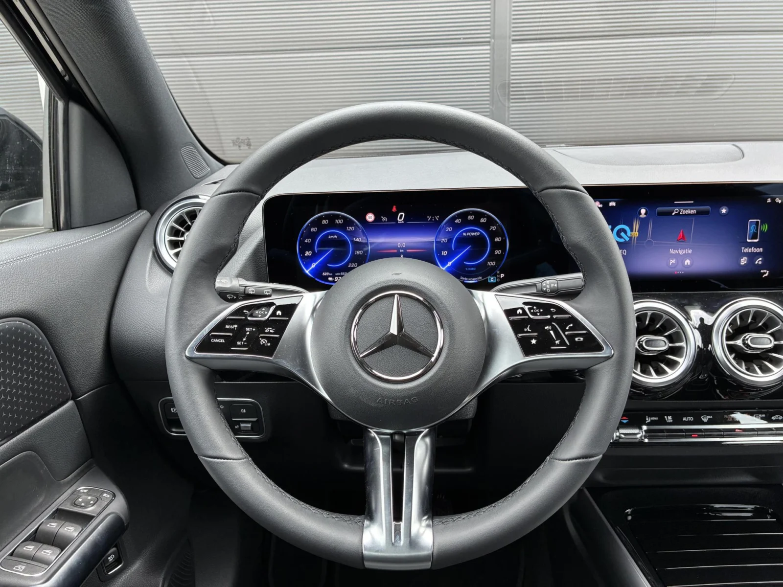 Mercedes-Benz-EQA