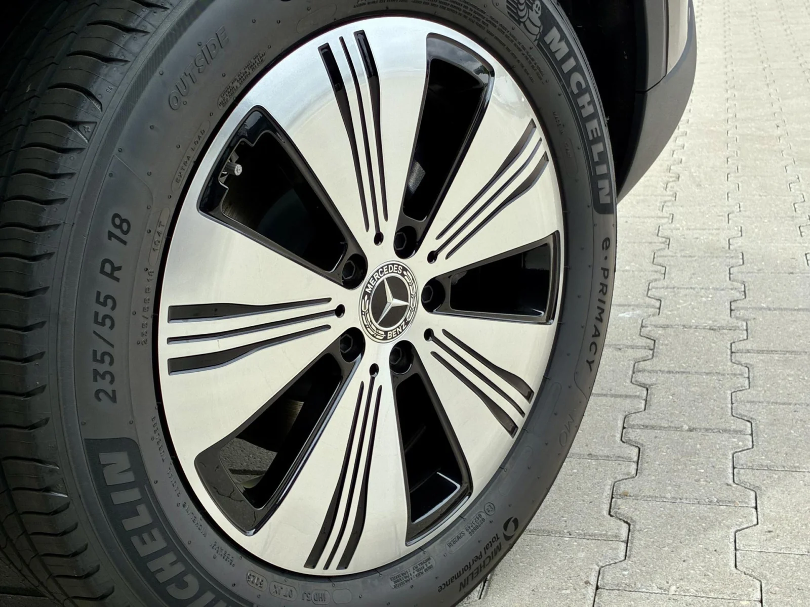 Mercedes-Benz-EQA