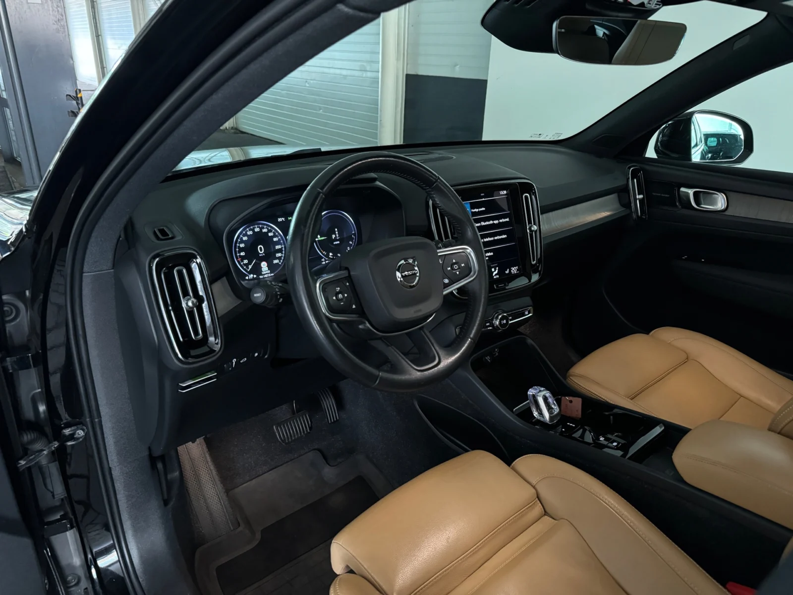Volvo-XC40