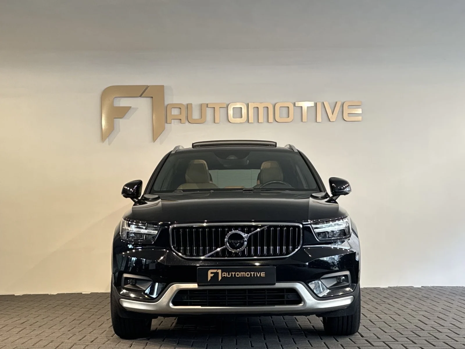 Volvo-XC40