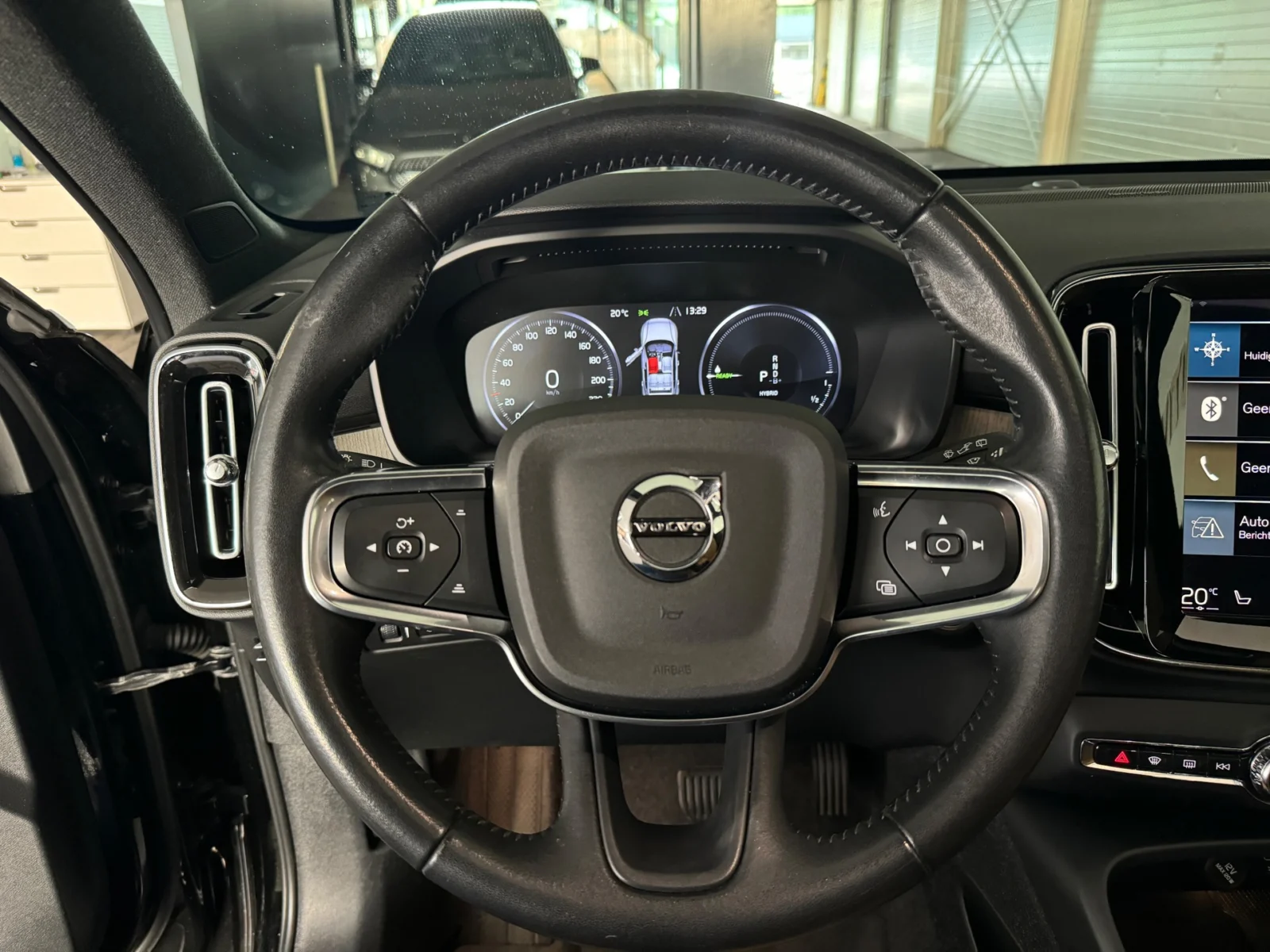 Volvo-XC40