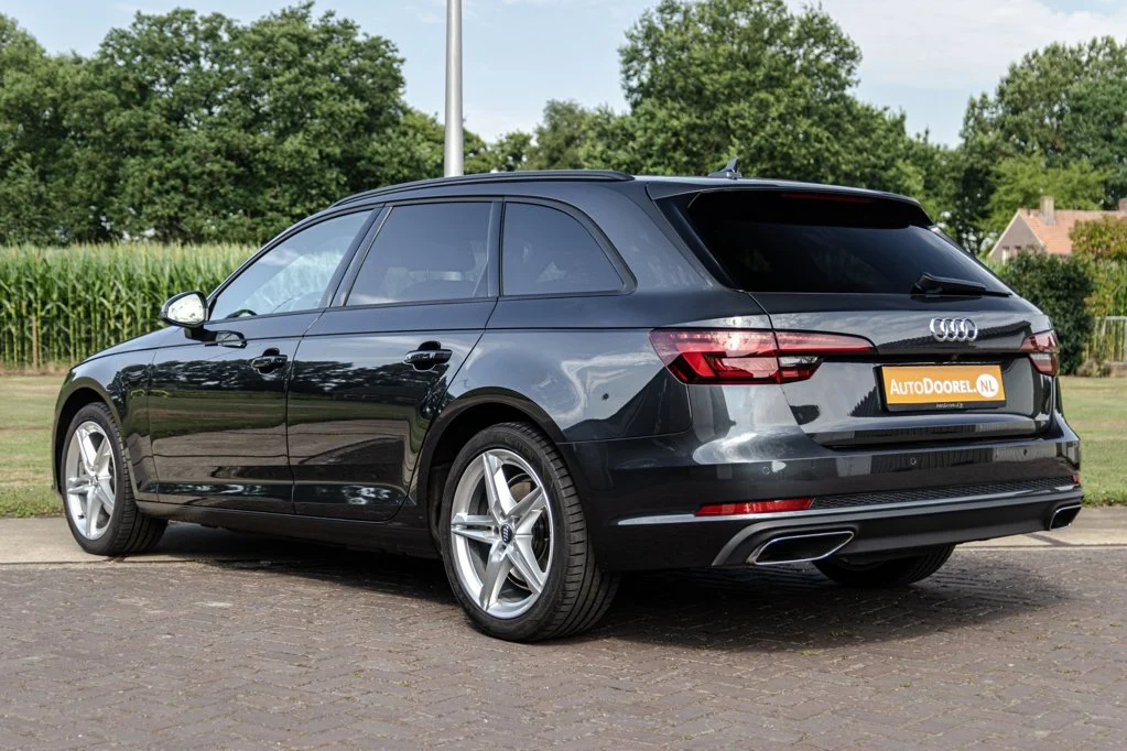 Audi-A4