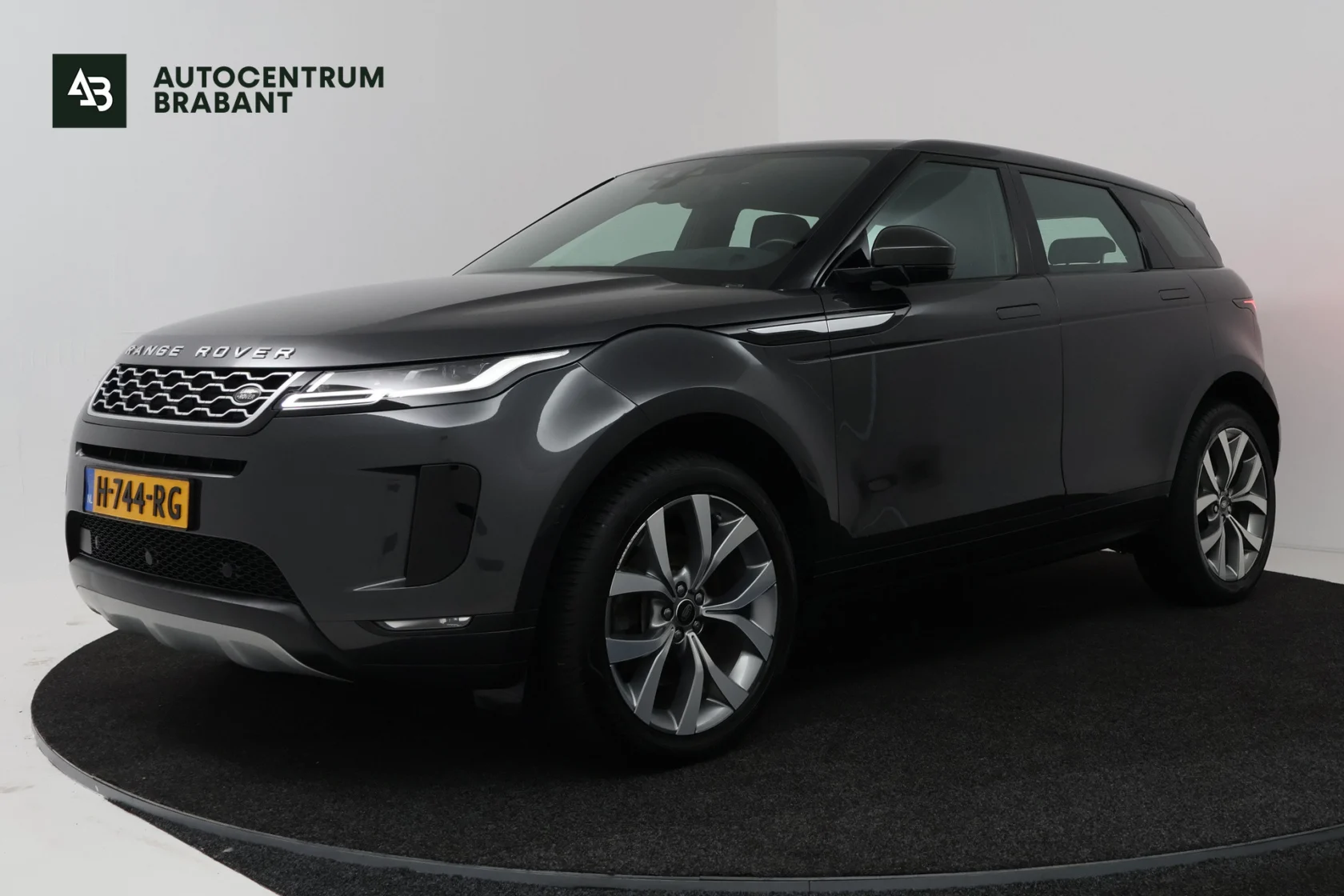 Land Rover-Range Rover Evoque