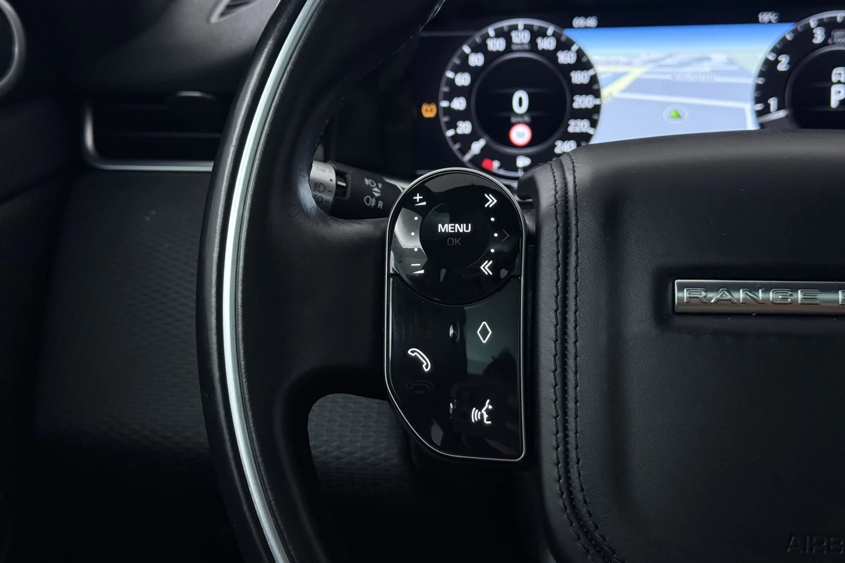 Land Rover-Range Rover Evoque