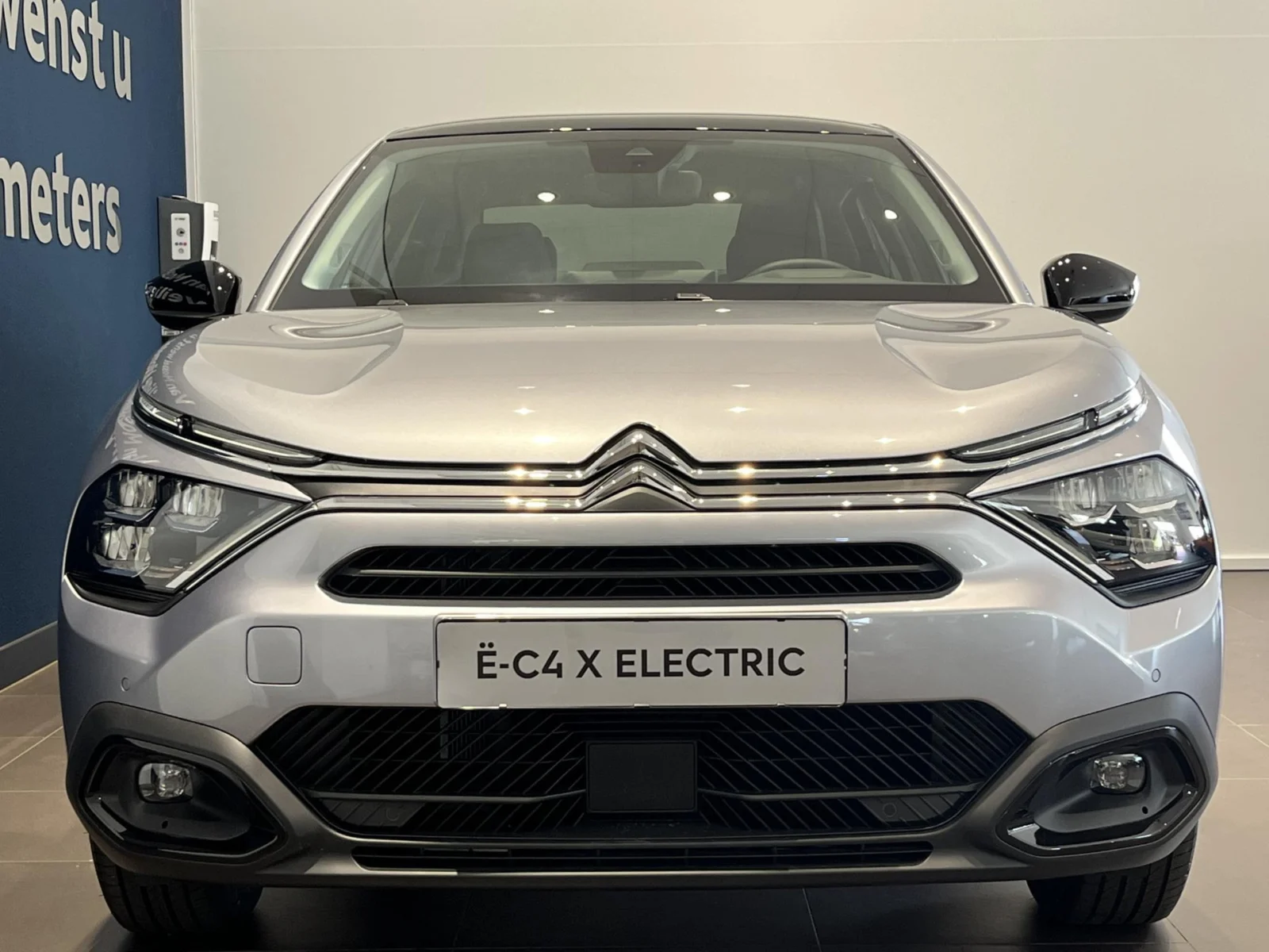 Citroën-Ë-C4 X