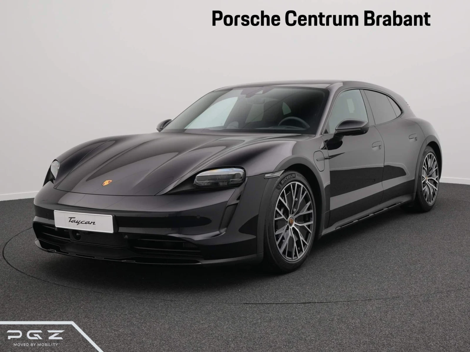 Porsche-Taycan 4