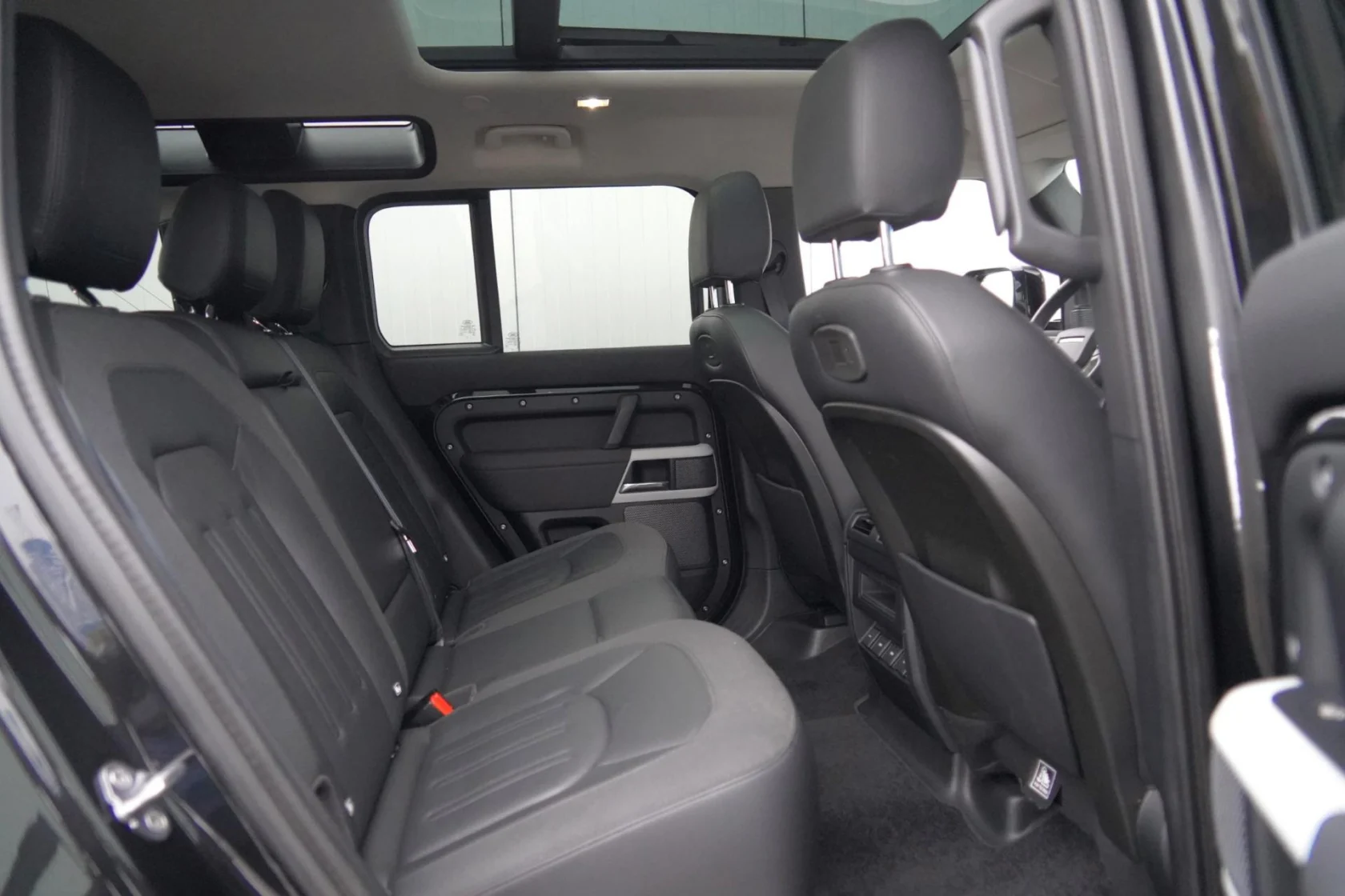 Land Rover-Defender
