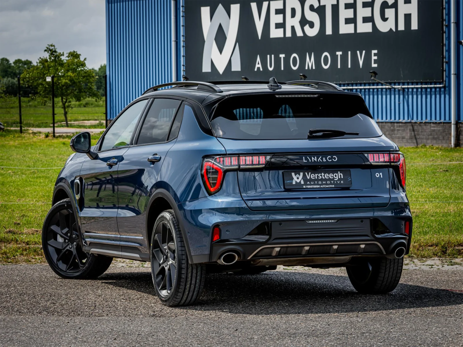 Lynk & Co-01