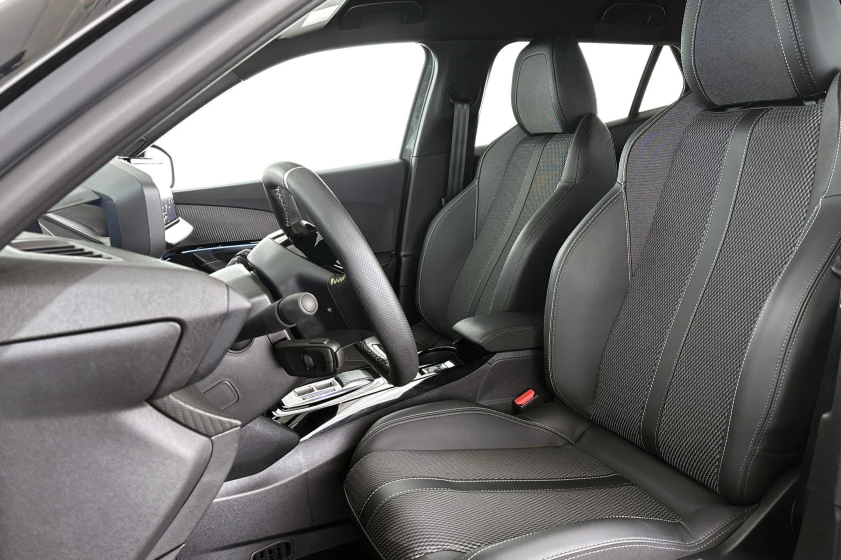 Peugeot-e-2008