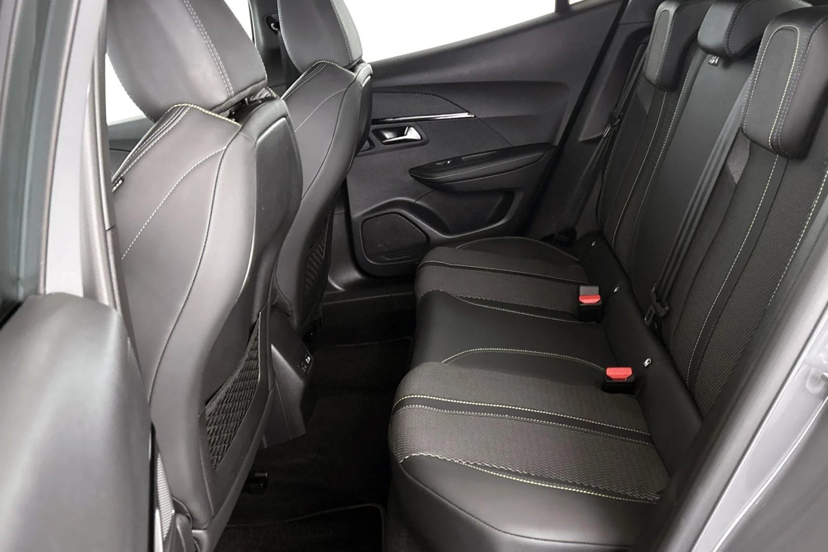 Peugeot-e-2008