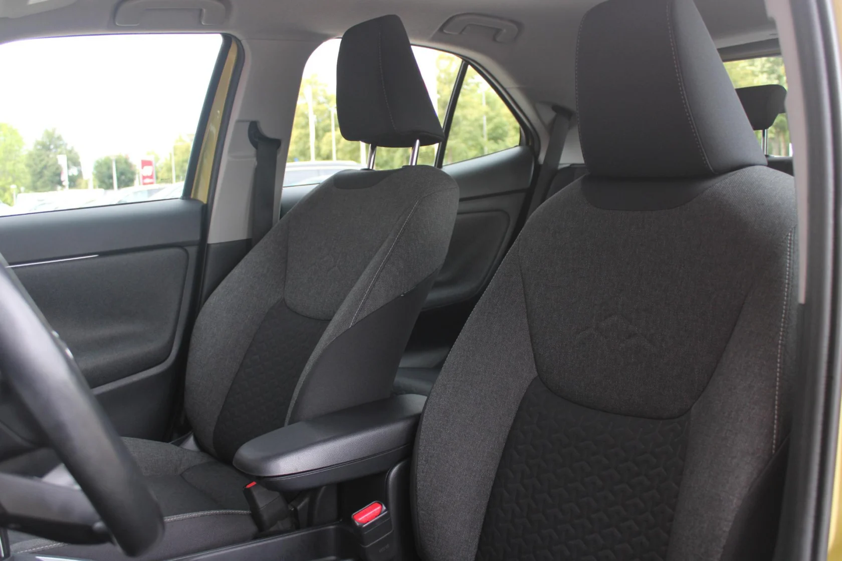 Toyota-Yaris Cross