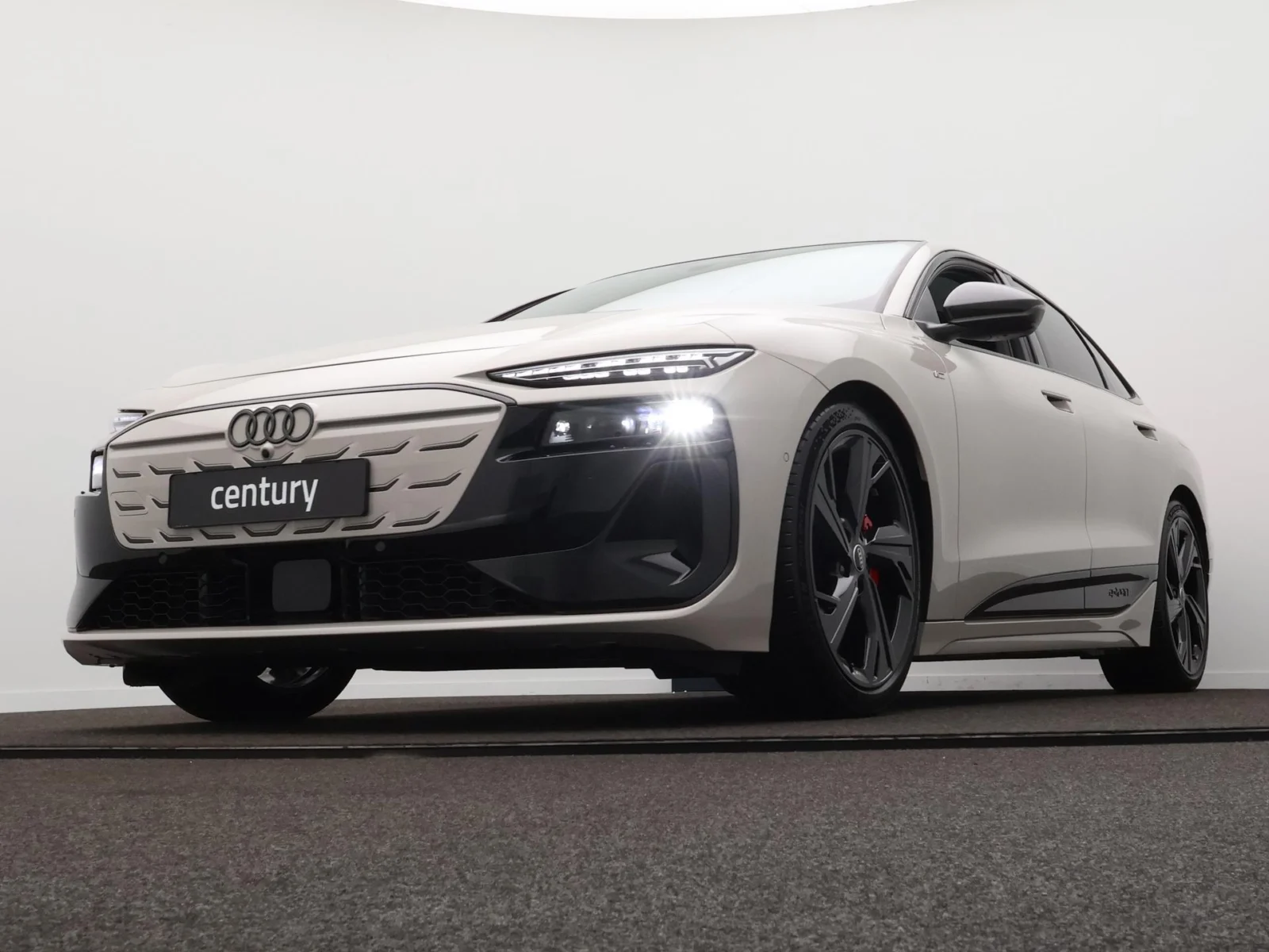 Audi-A6 e-tron