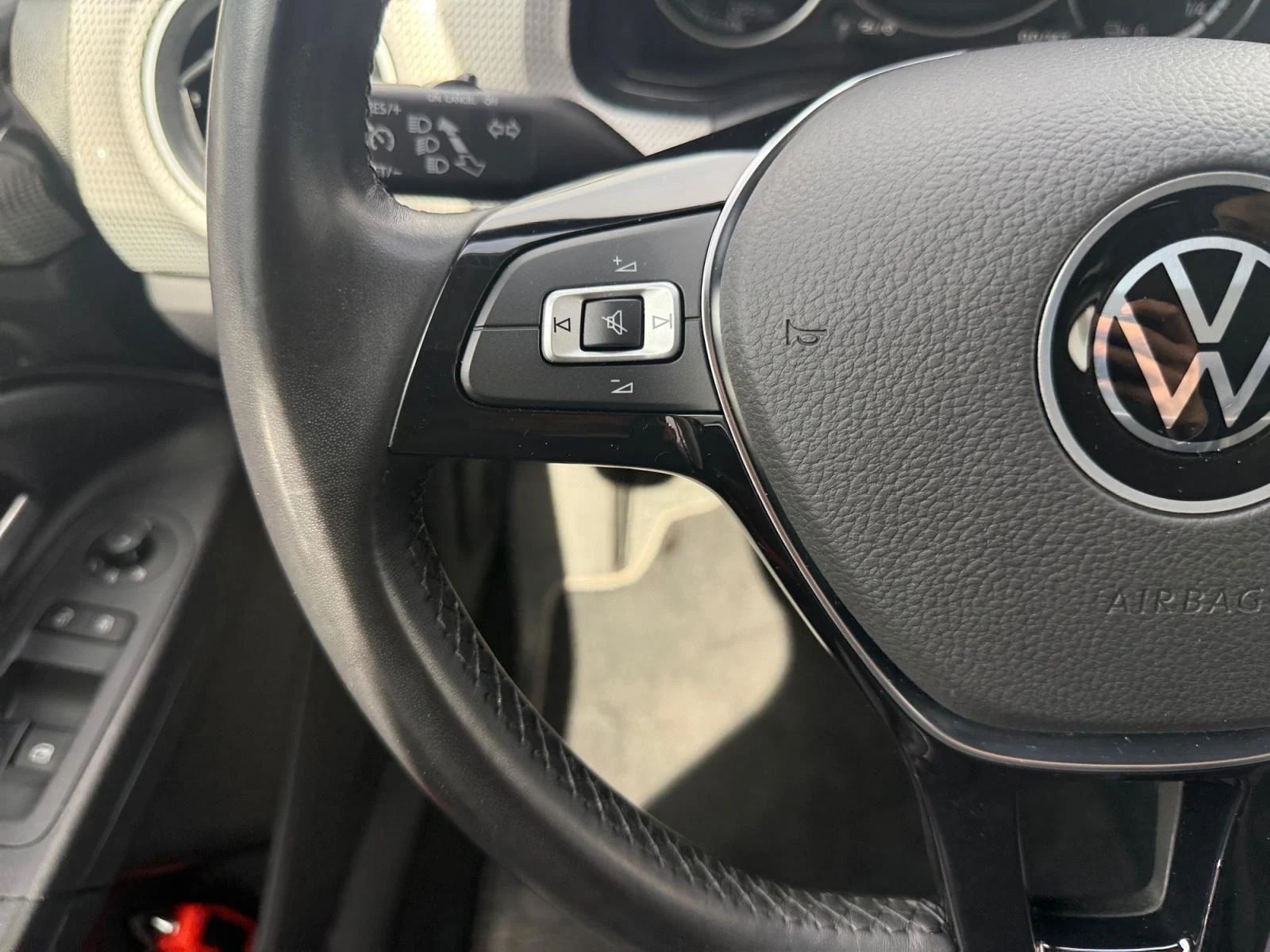 Volkswagen-e-Up!