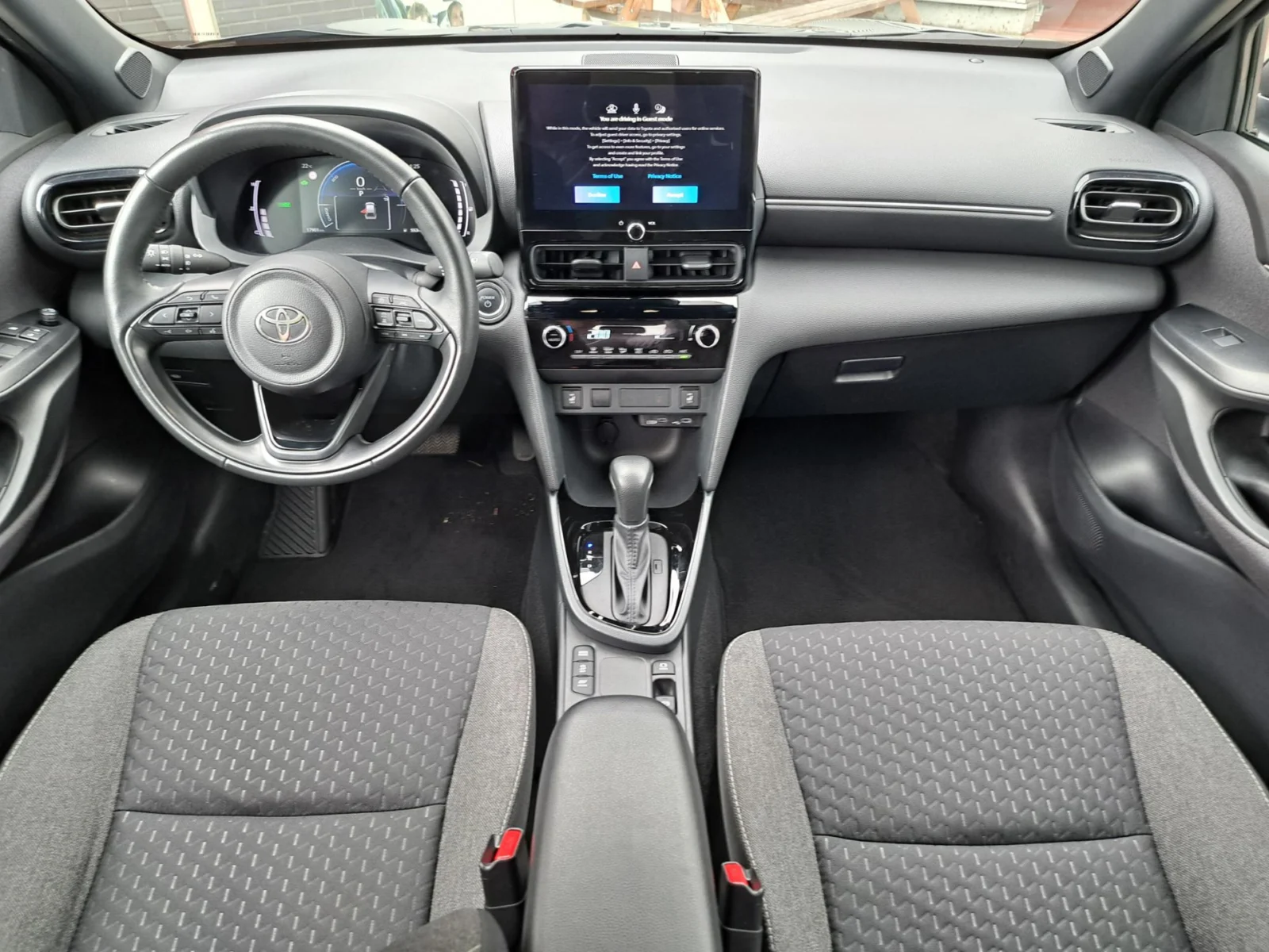 Toyota-Yaris Cross