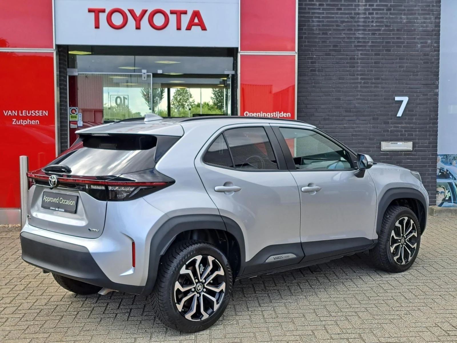 Toyota-Yaris Cross