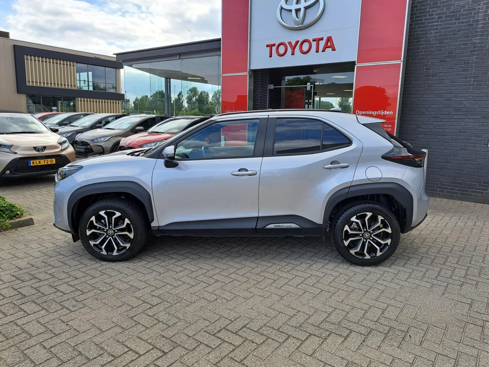 Toyota-Yaris Cross