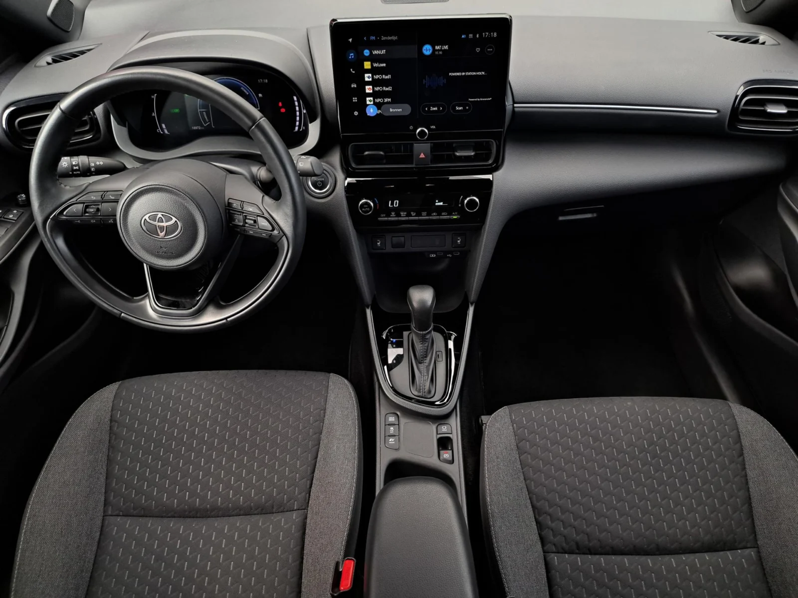 Toyota-Yaris Cross