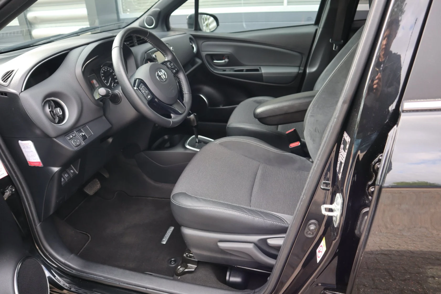 Toyota-Yaris