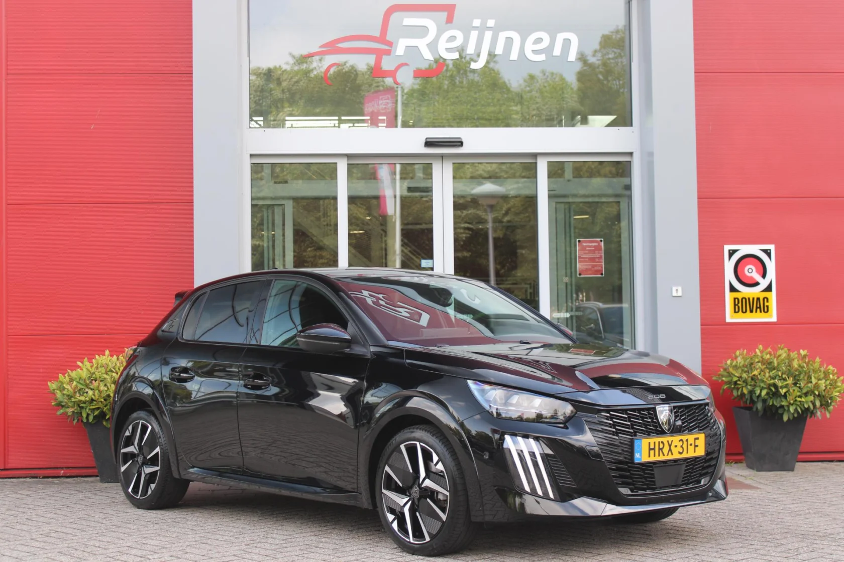 Peugeot-208