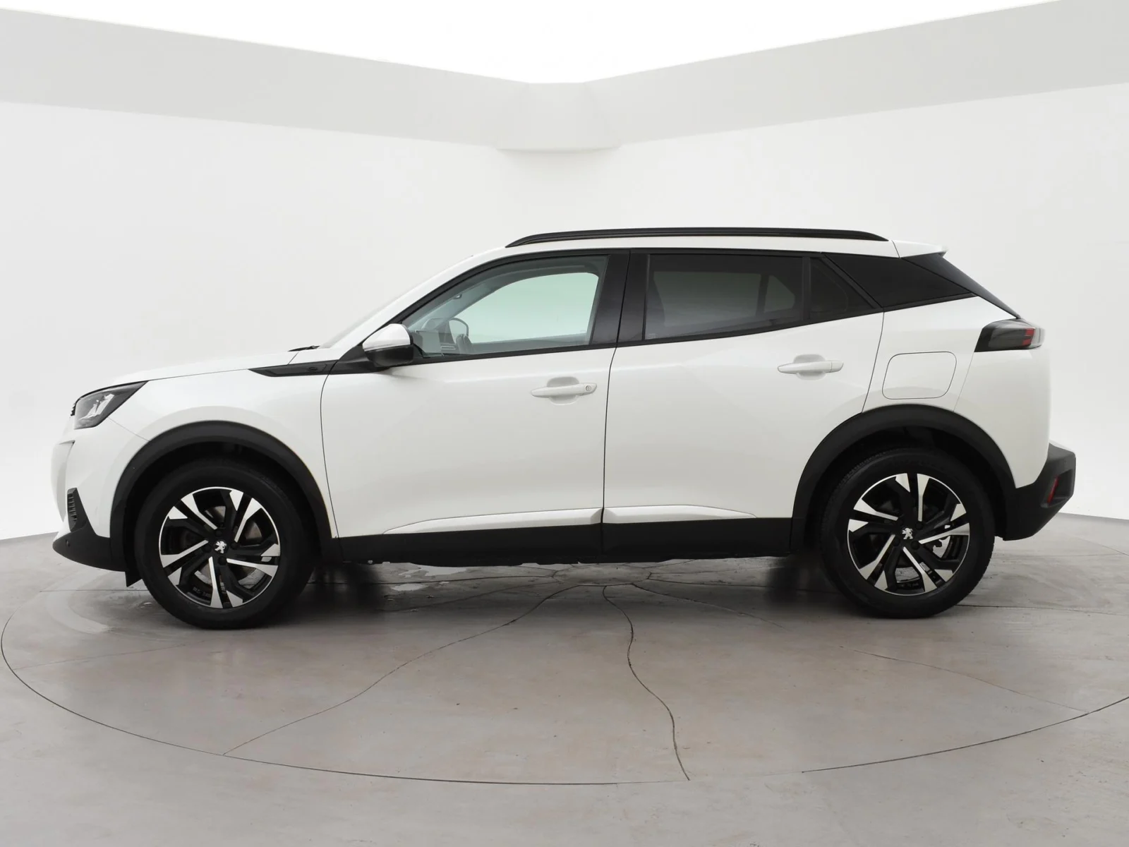 Peugeot-e-2008