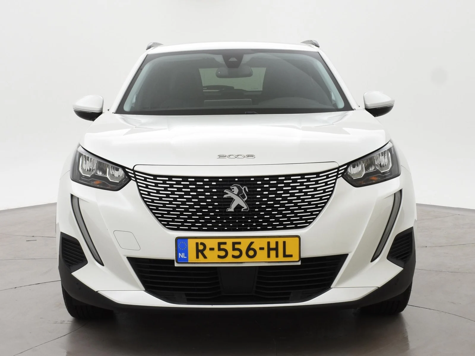 Peugeot-e-2008